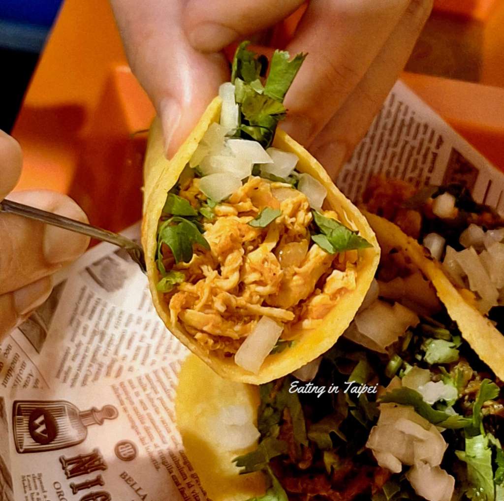 Chilangos Mexican taco chicken