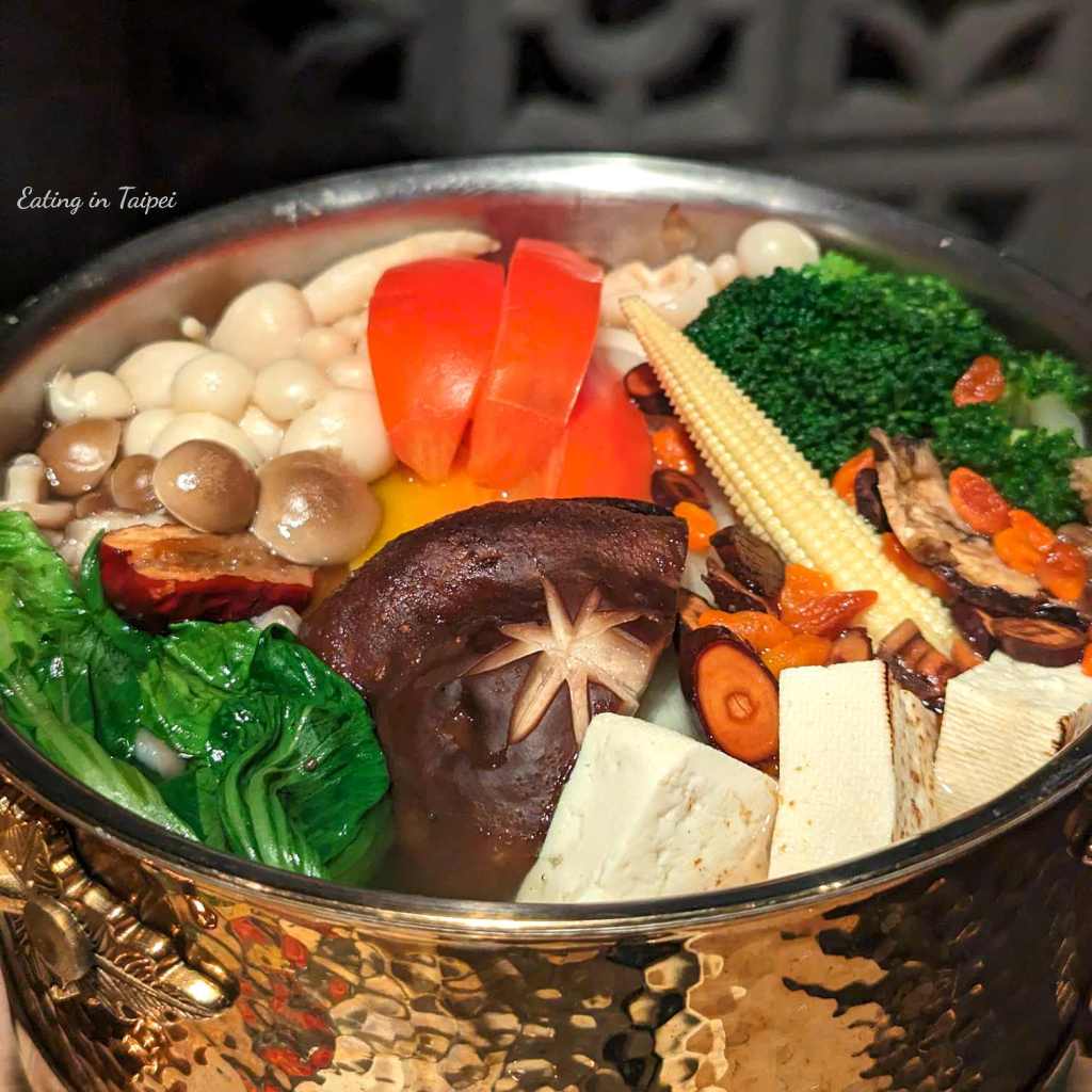 Just Sleep Tainan mini hot pot Chinese herb and veg 2 1